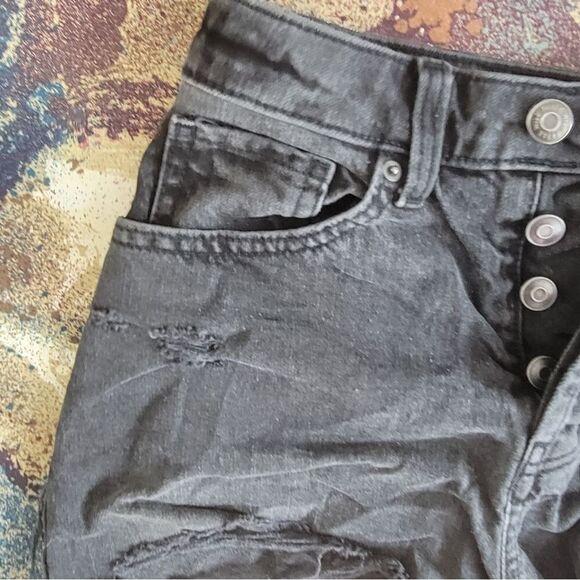 Wild Fable Highest Rise Cut-Of Shorts Women's Black Distressed Button Fly Size 2 - Picture 2 of 12